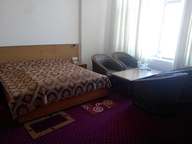 Hotel Mount View Pahalgām Екстериор снимка